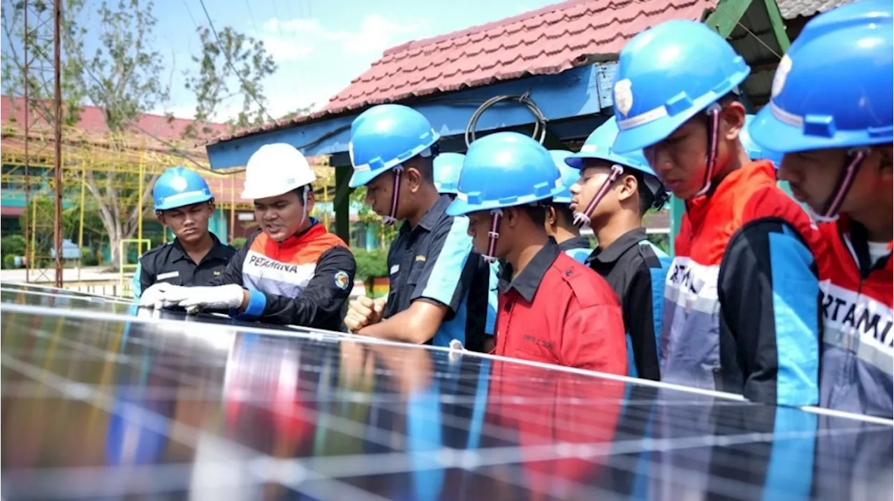 Pertamina Dorong Generasi Muda Peduli Lingkungan Melalui Program Sekolah Energi Berdikari di SMKN 2 Dumai