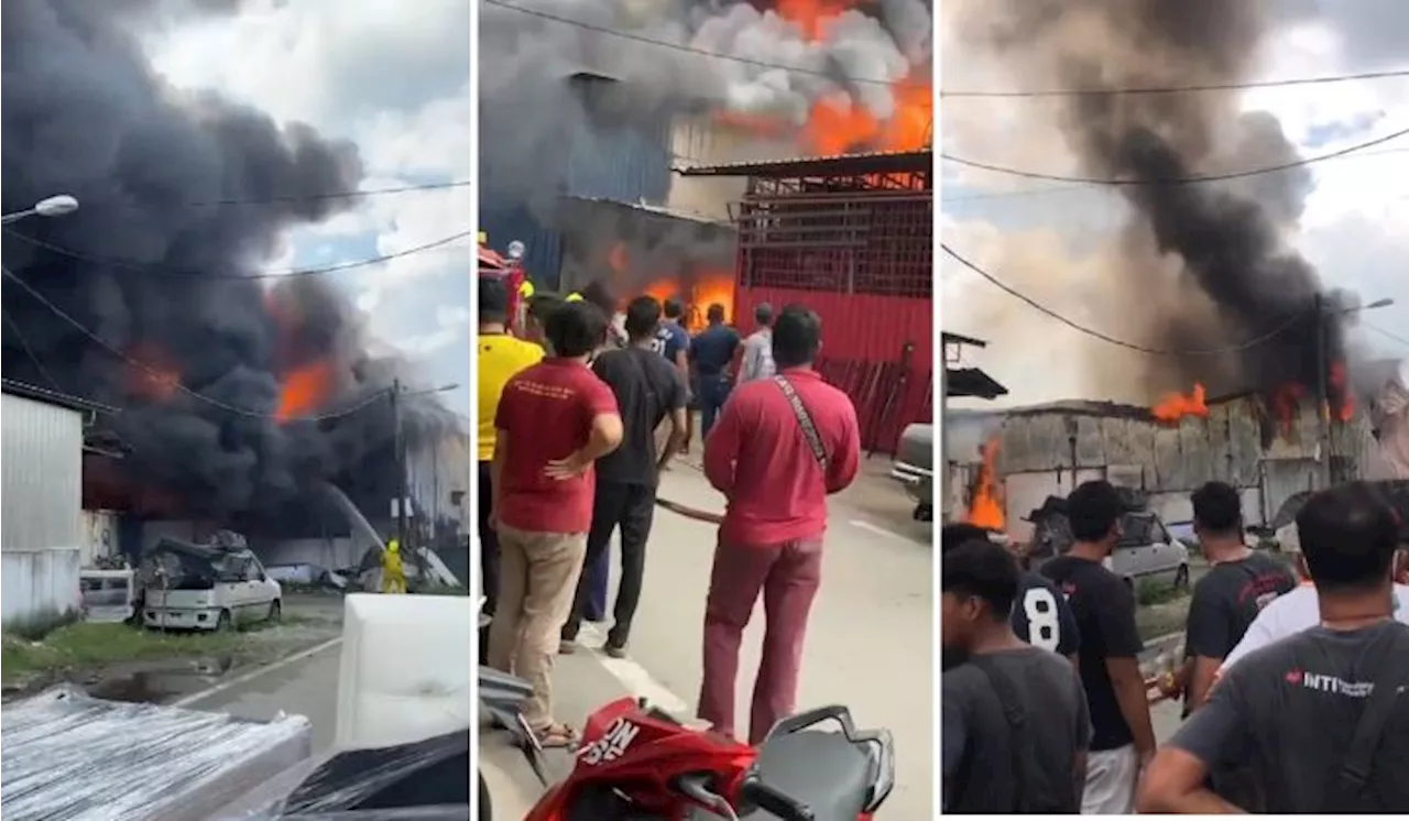 Furniture Factory In Selayang Goes Up In Flames