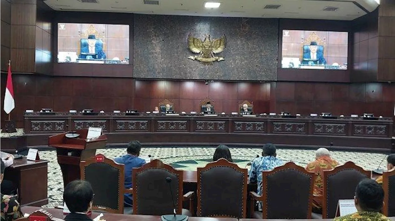 BREAKING NEWS: Saldi Isra Tak Dijatuhi Sanksi soal Dissenting Opinion Putusan Usia Capres-Cawapres