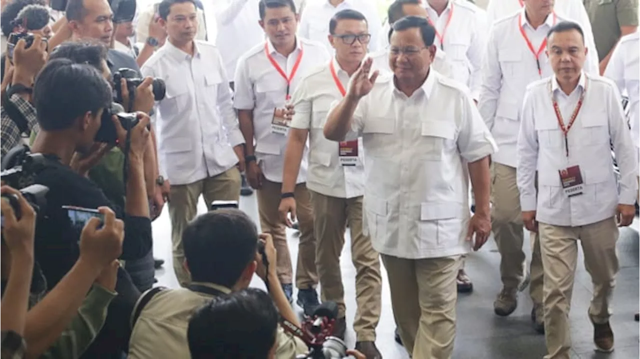 Prabowo Sumbang 25 Ambulans, Malik Mahmud: Kalau Menang, Perhatikanlah Aceh