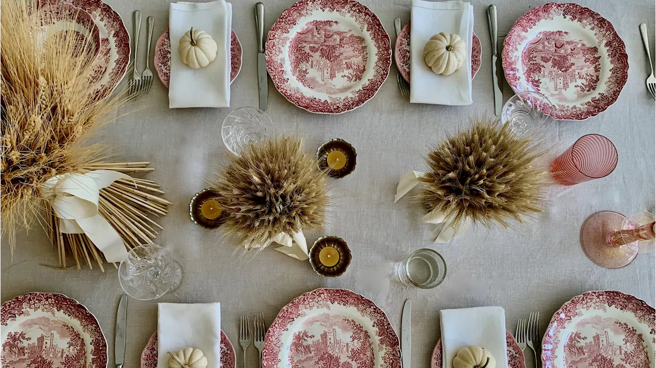 8 Thanksgiving Tablescape Ideas for Every Type of Dinner Party