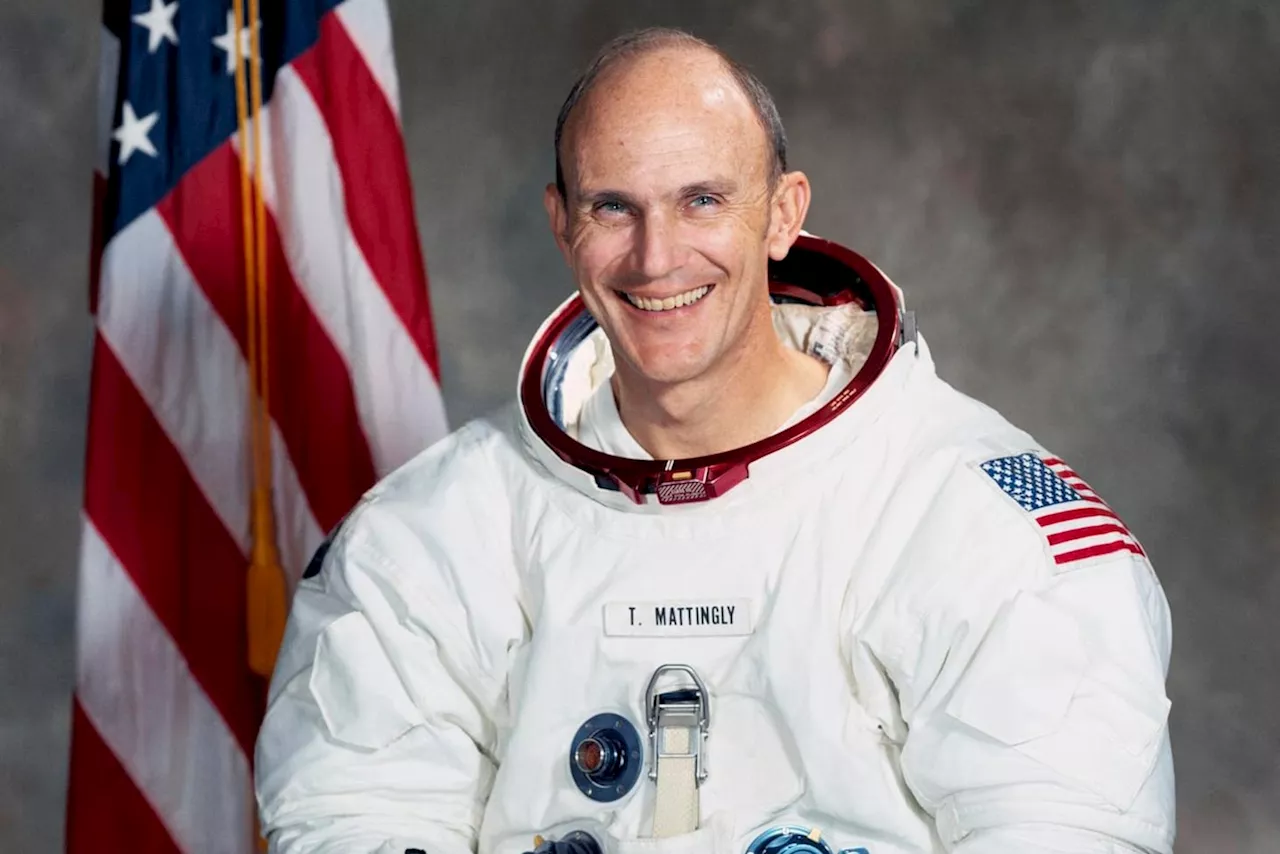 Ken Mattingly, astronaut who helped bring Apollo 13 home, dies at 87