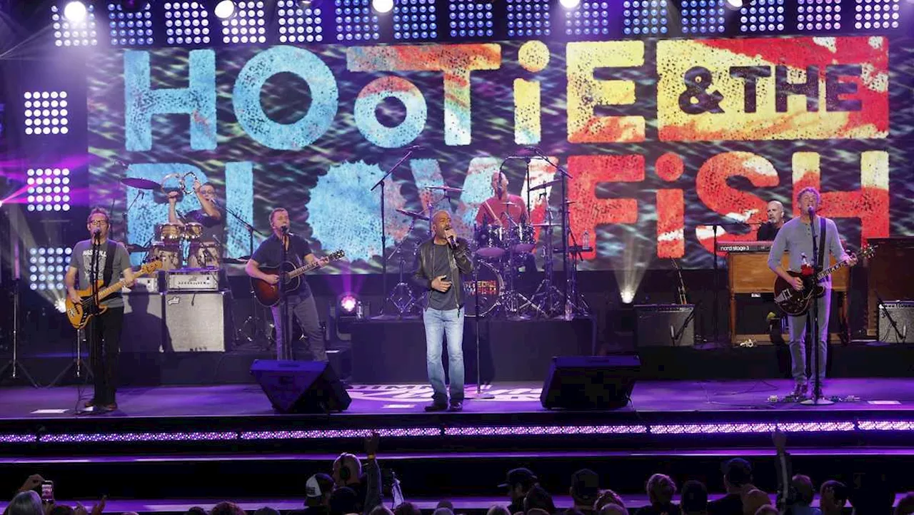 Hootie & the Blowfish are heading out on tour