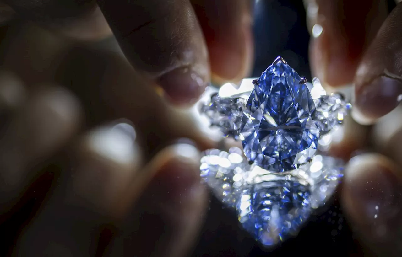 Un diamant rarissime adjugé à plus de 41 millions d’euros