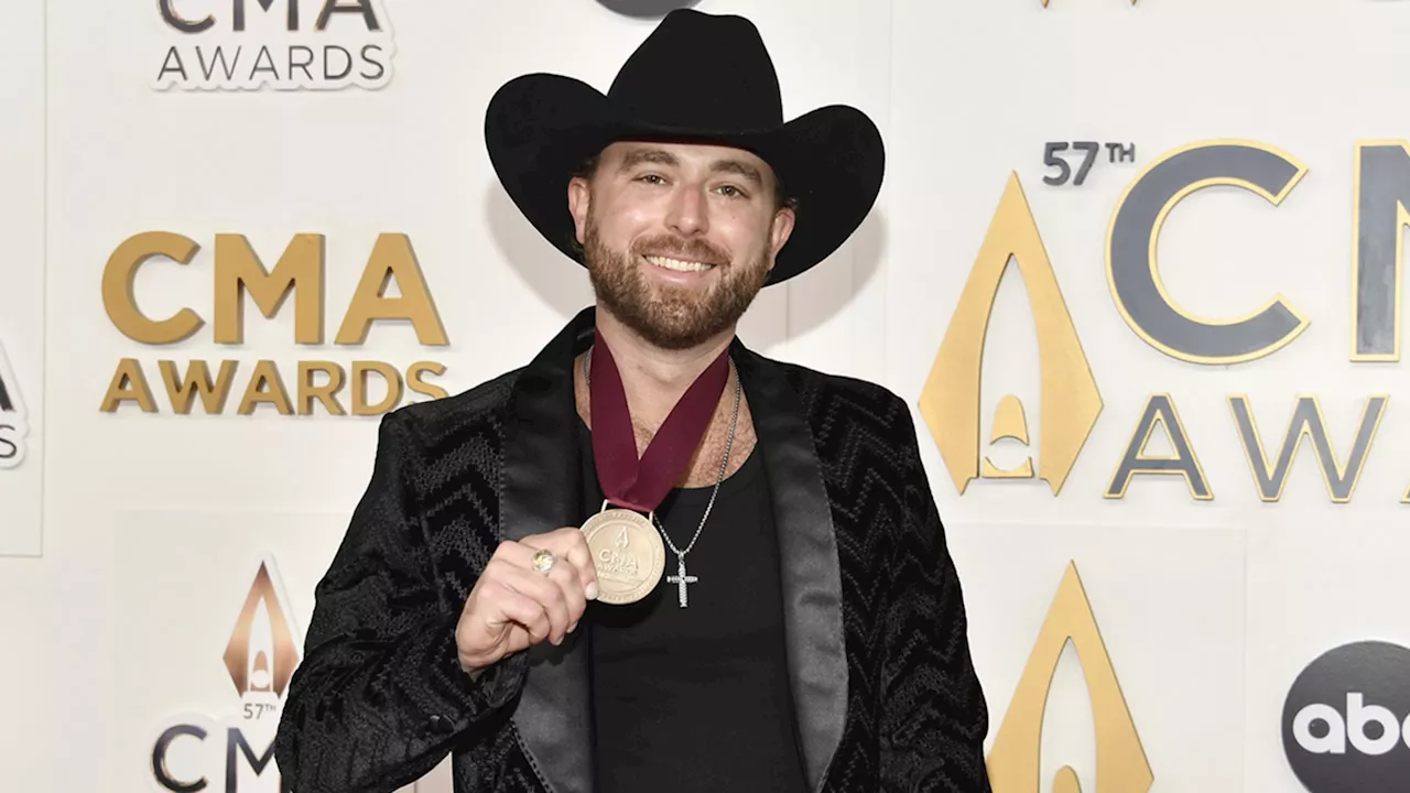 2023 CMA Awards: Red carpet fashion from country music's biggest night