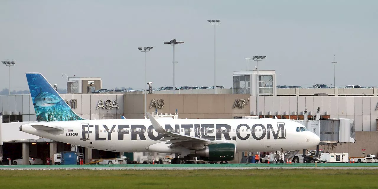 Frontier Airlines to open crew base at Cleveland Hopkins airport, with more than 400 new jobs