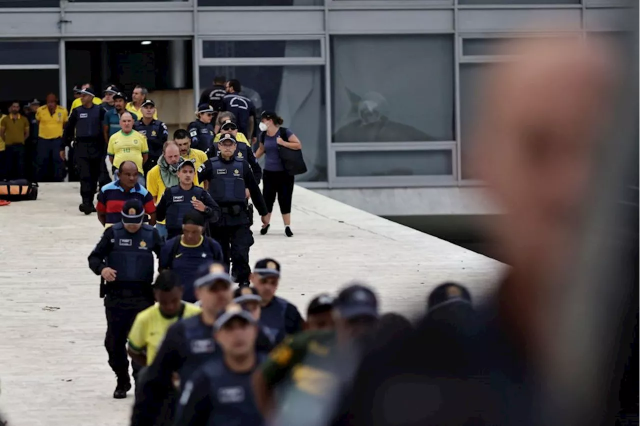 STF julga mais cinco réus pelo 8 de janeiro no dia 17 de novembro