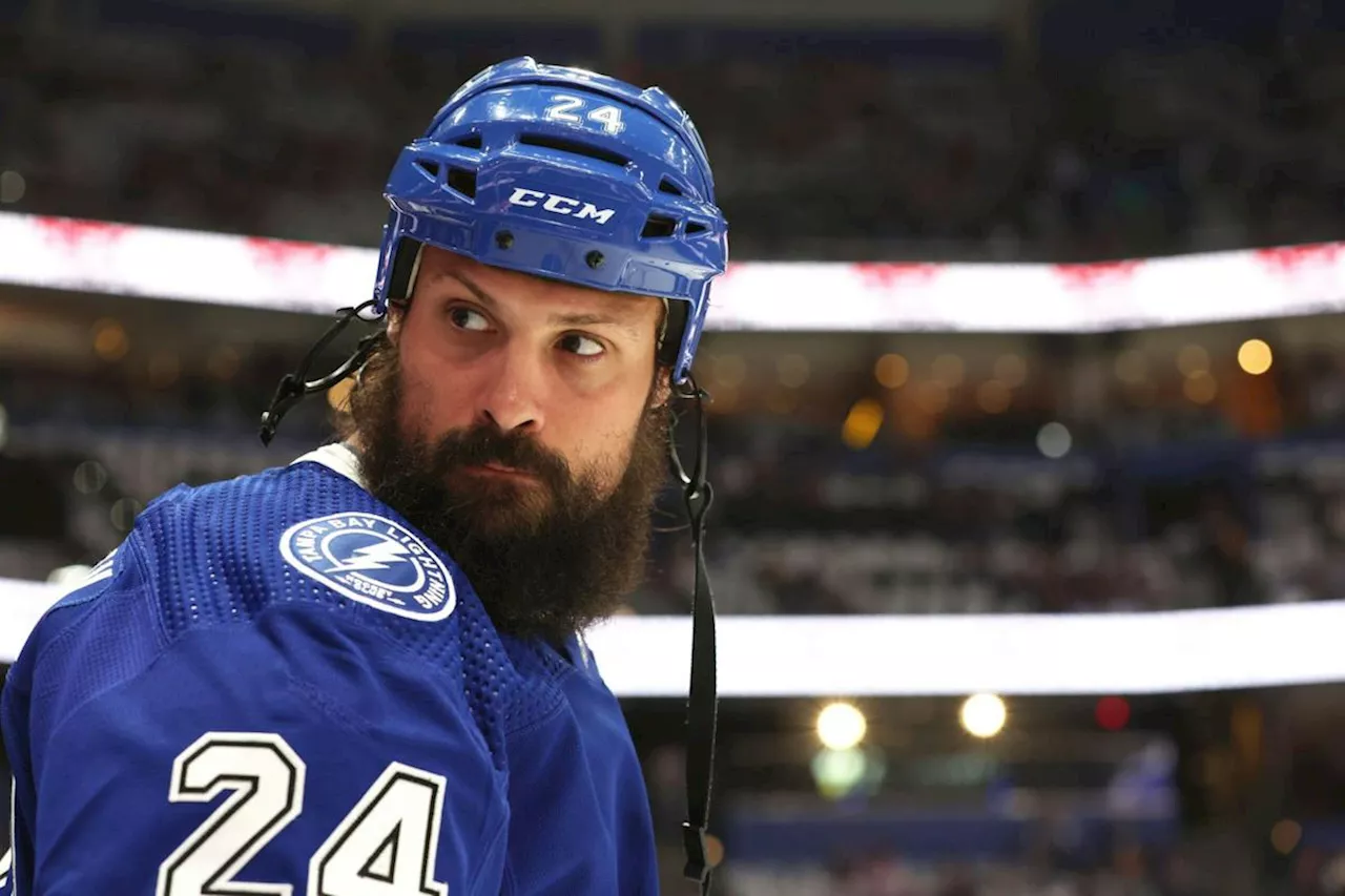 Minnesota Wild acquire Zach Bogosian from Tampa Bay Lightning