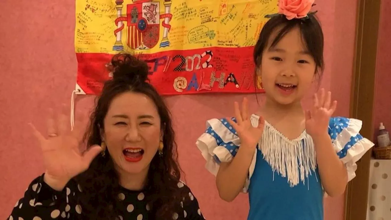 Sui, la pequeña japonesa enamorada del flamenco, cumple su sueño de viajar a España