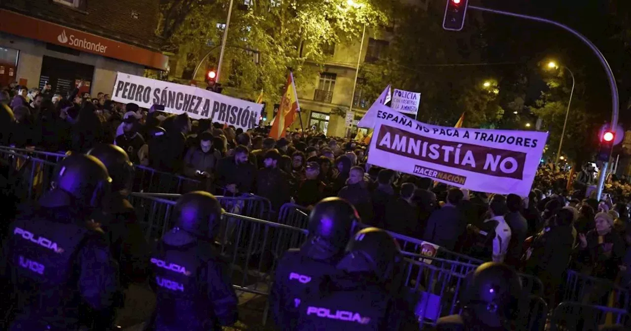 Manifestación En Madrid Contra La Amnistía En Directo La Sede De