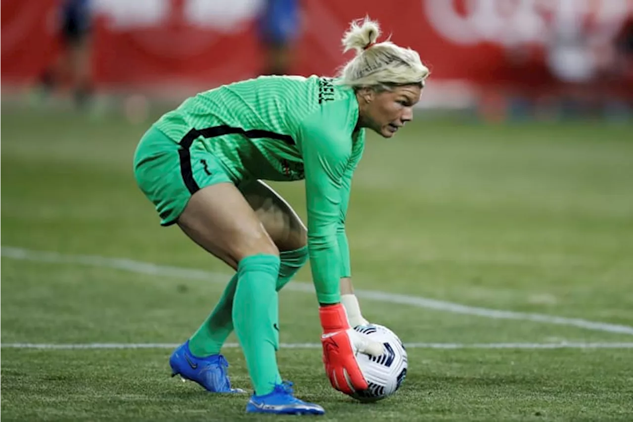 Houston Dash's Jane Campbell wins NWSL Goalkeeper of the Year award