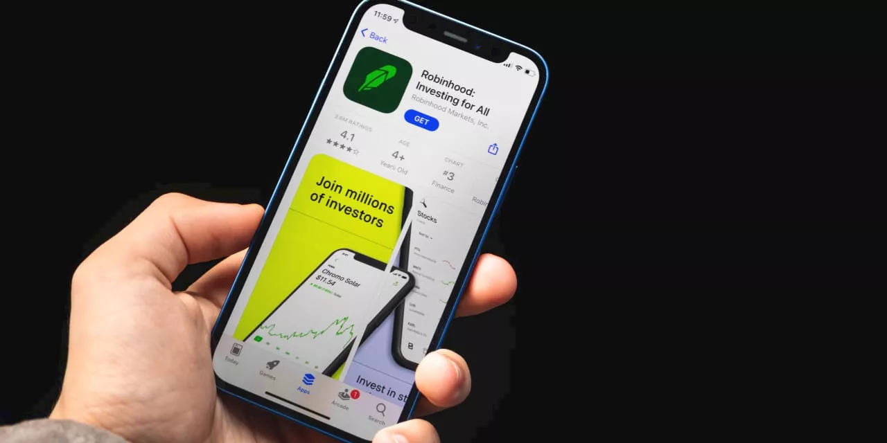 Robinhood Stock Falls Short as Trading, Monthly Users Drop