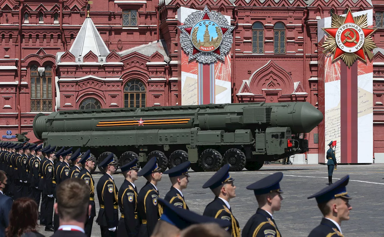 Russia's Nuclear Weapons Stockpile Compared to U.S.