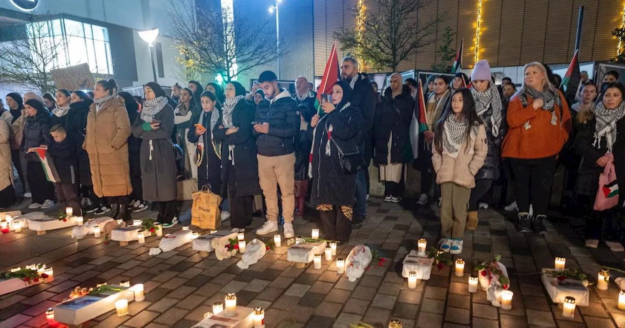 Krigens yngste ofre mindet ved stor demonstration