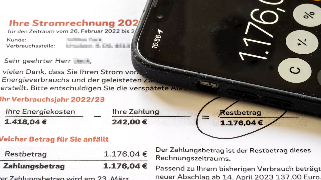 Netzentgelte für Stromkunden: So heftig steigen ab 2024 die Kosten