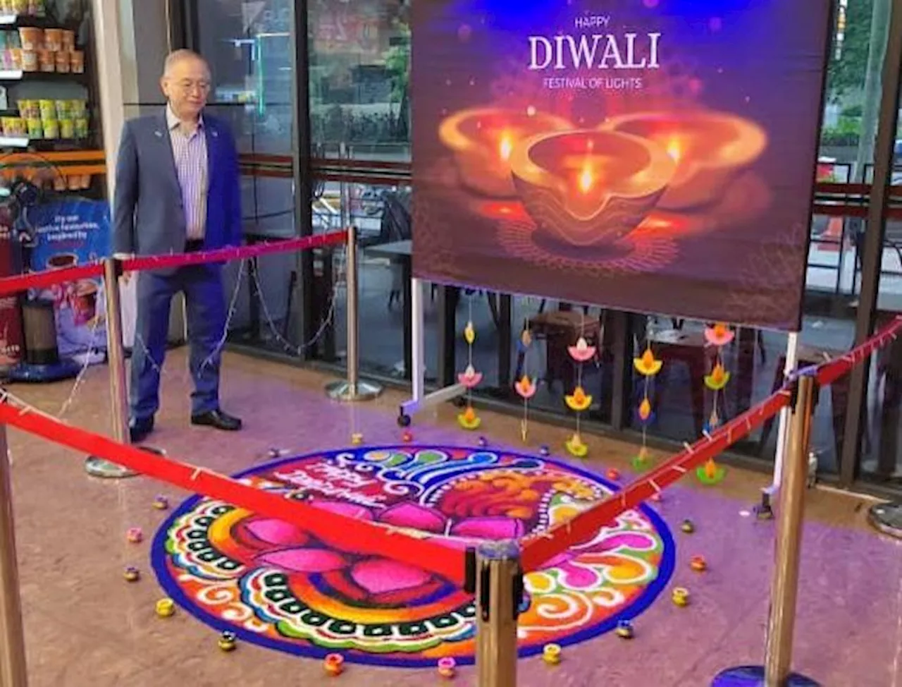 Wisma MCA gets into festive mood with kolam for Deepavali, says Dr Wee