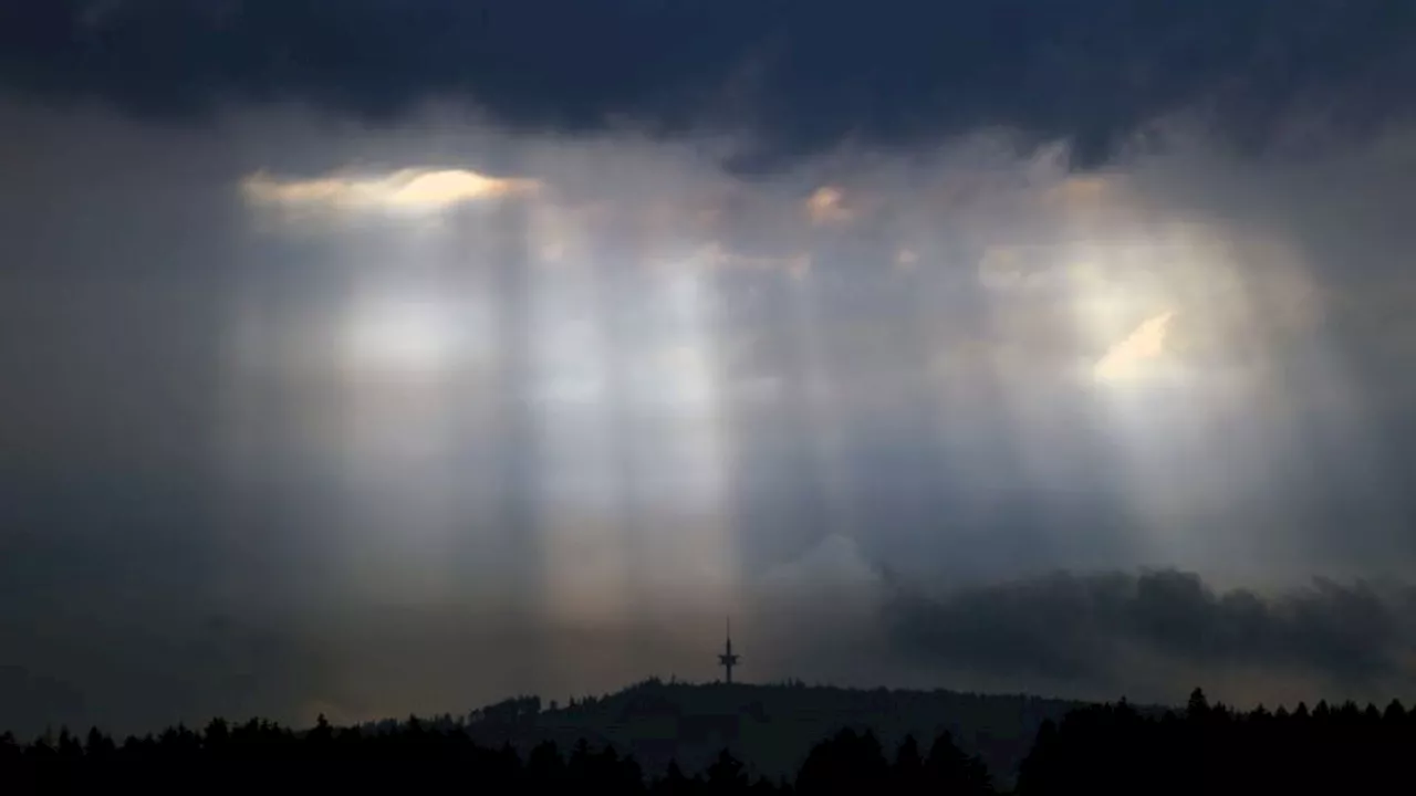 Wetter: Wolken, Wind und etwas Regen in Sachsen