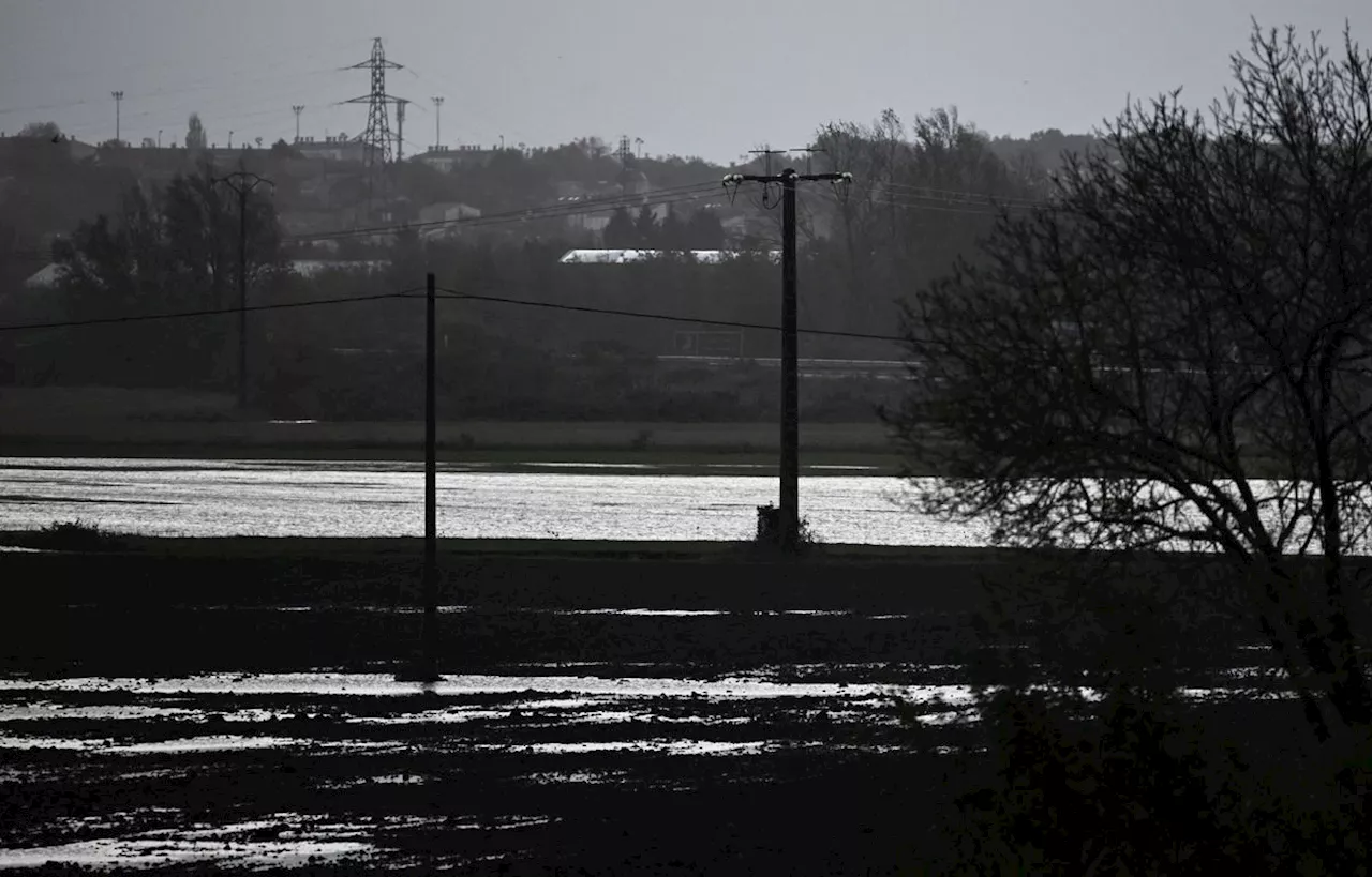 Tempêtes en Charente-Maritime : « Des excréments débordent chez les gens » en raison des inondations