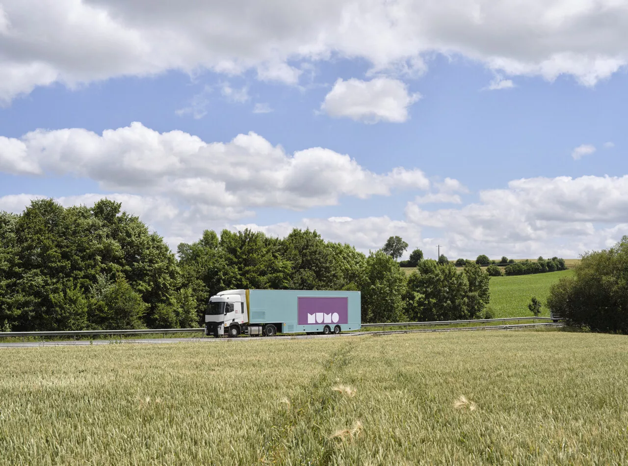 Le camion-musée MuMo sillonne la Meuse jusqu’au 17 novembre