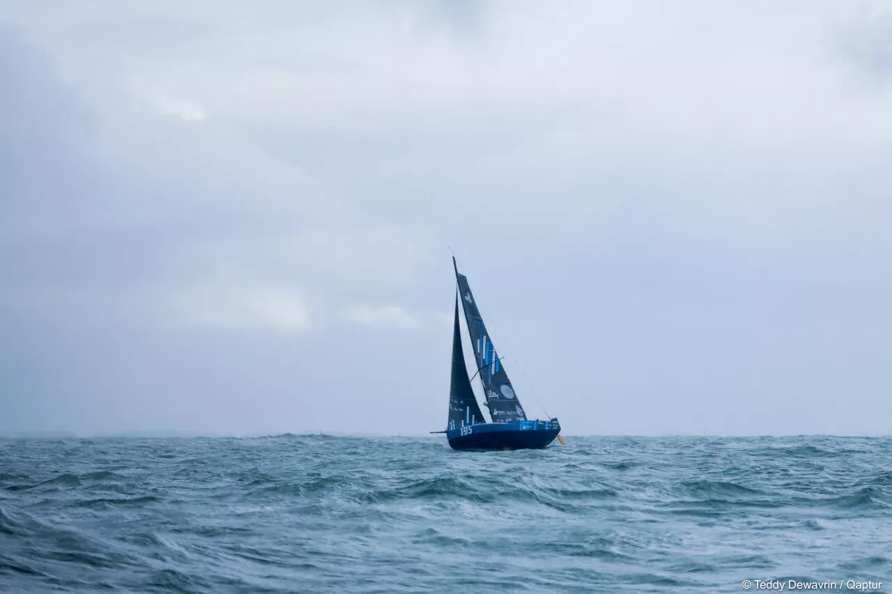 Transat Jacques Vabre : un démarrage compliqué pour le skipper originaire de Honfleur