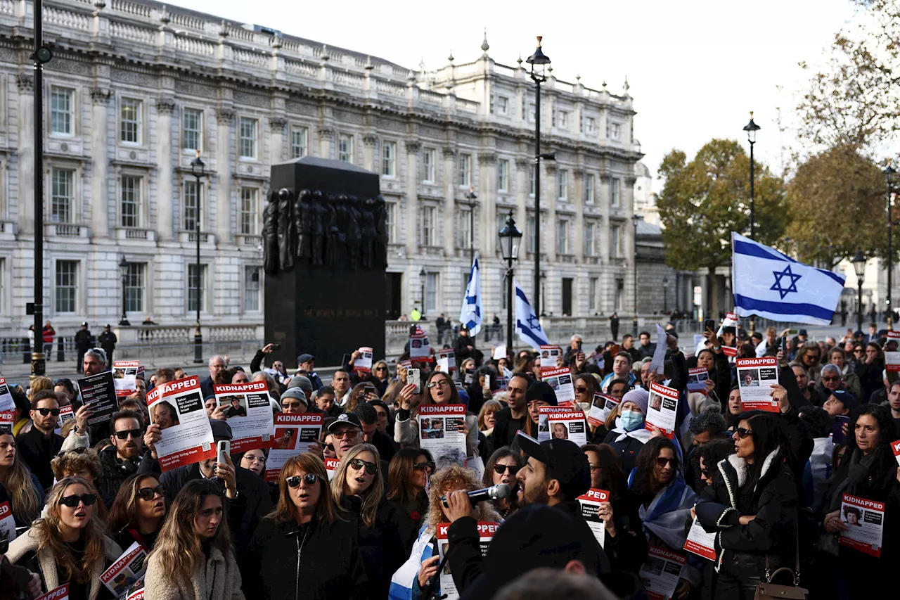 Gaza, Londra si prepara a weekend da incubo: timori di scontri hoolingans-manifestanti filopalestinesi