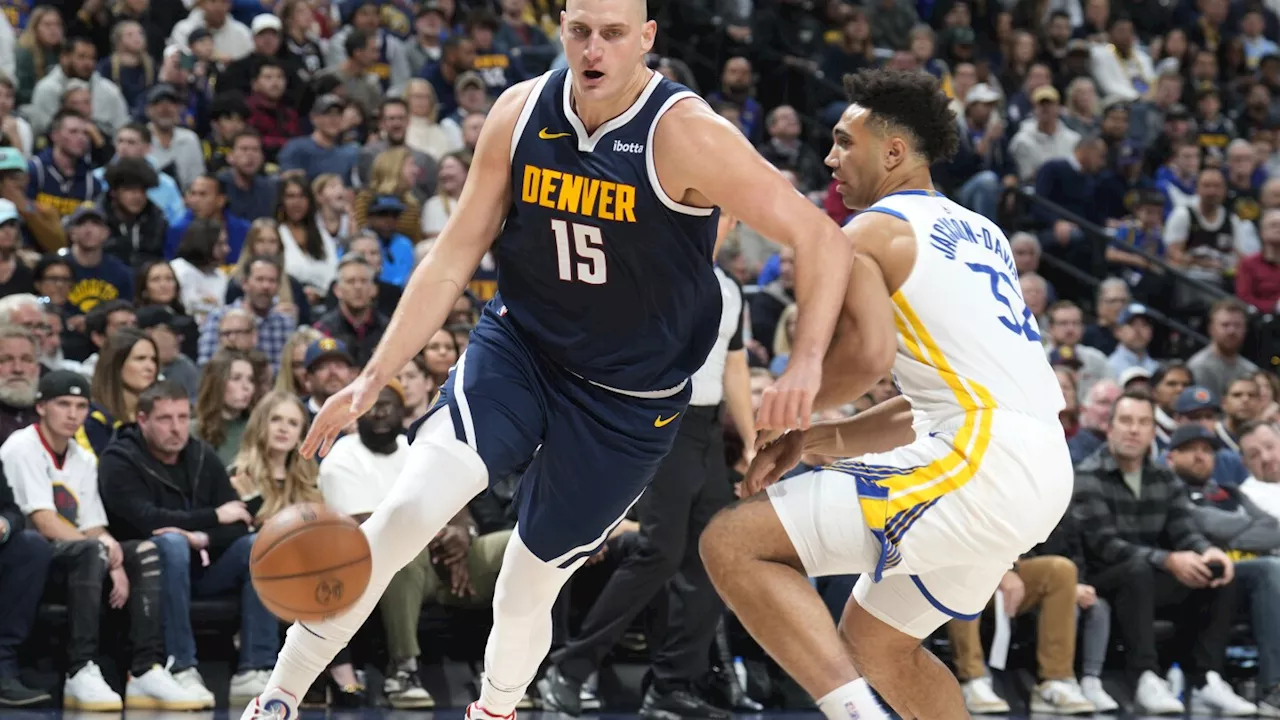 Exhausted Jokic scores 35 points, Nuggets hold off Curry, Warriors 108-105