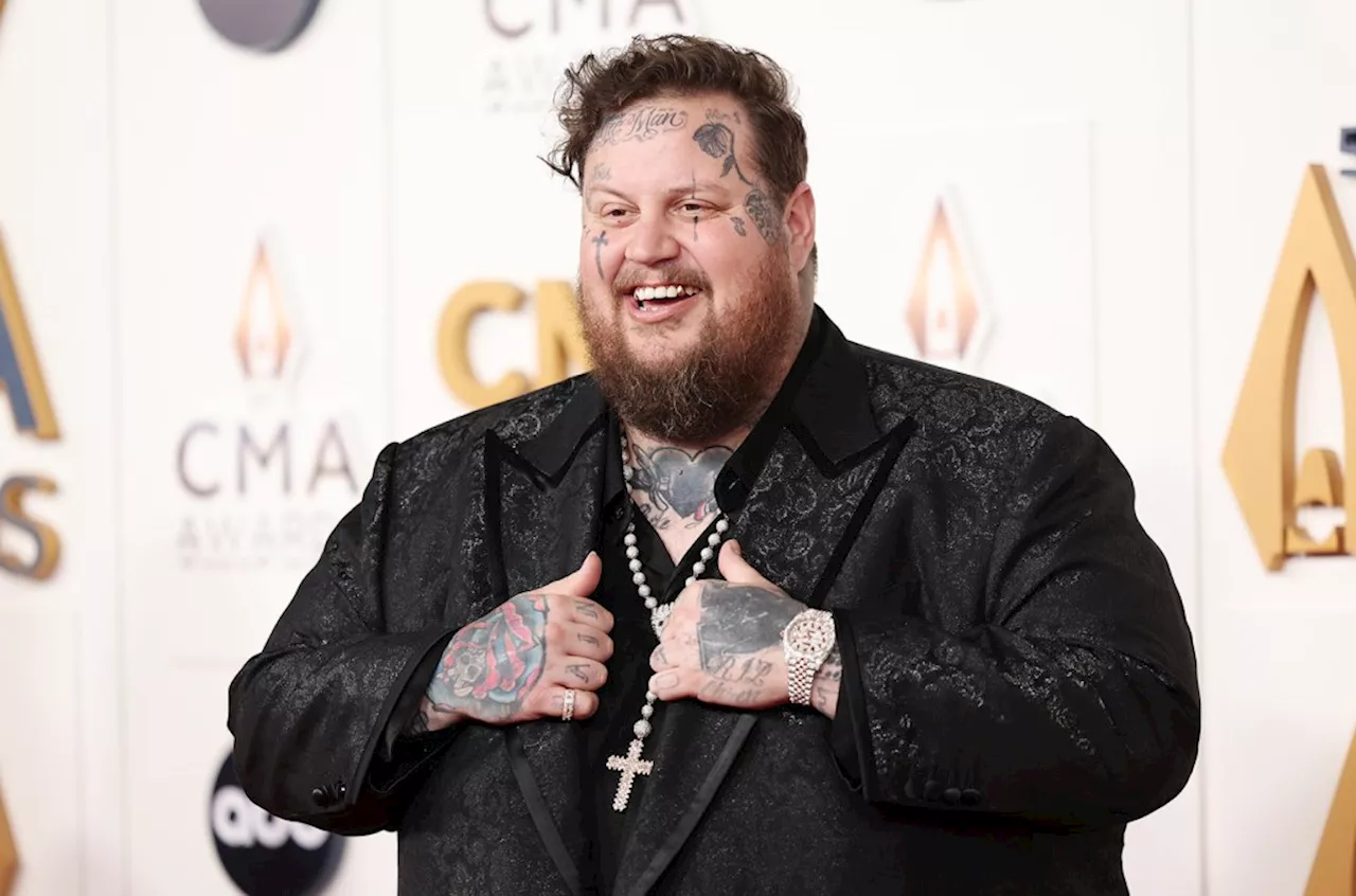 Jelly Roll & K. Michelle Sing 'Love Can Build a Bridge' at 2023 CMAs