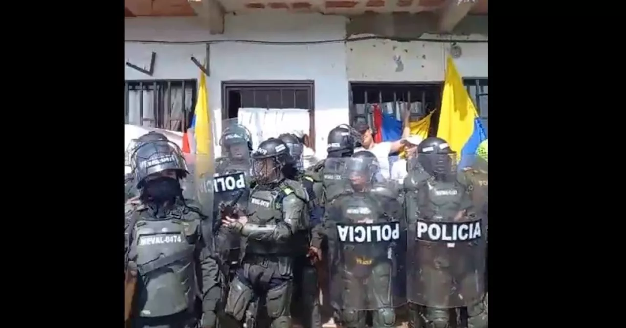 Denuncian excesos de la fuerza pública en un desalojo en Caldas, Antioquia