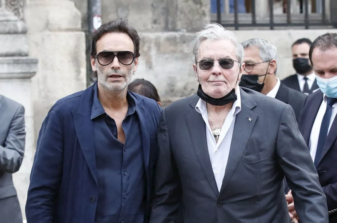 Alain Delon : ce jour où il a porté plainte contre son fils Anthony