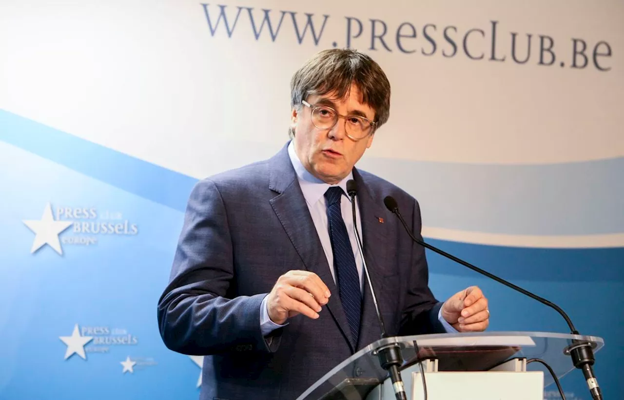 Carles Puigdemont entierra la independencia