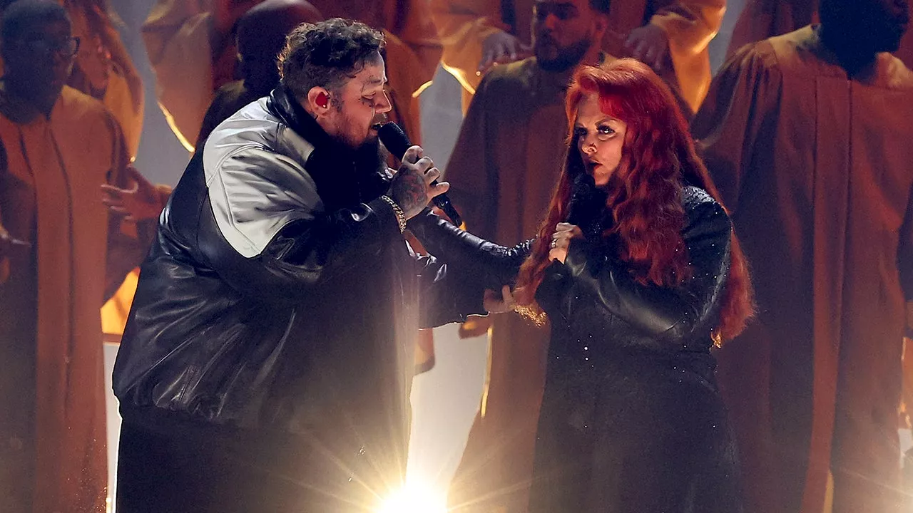 Wynonna Judd Joins Jelly Roll For Surprise CMA Awards Performance of 'Need a Favor'