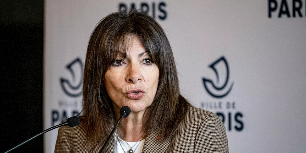 Anne Hidalgo veut rendre publics les déplacements professionnels des élus, après son voyage en Polynésie