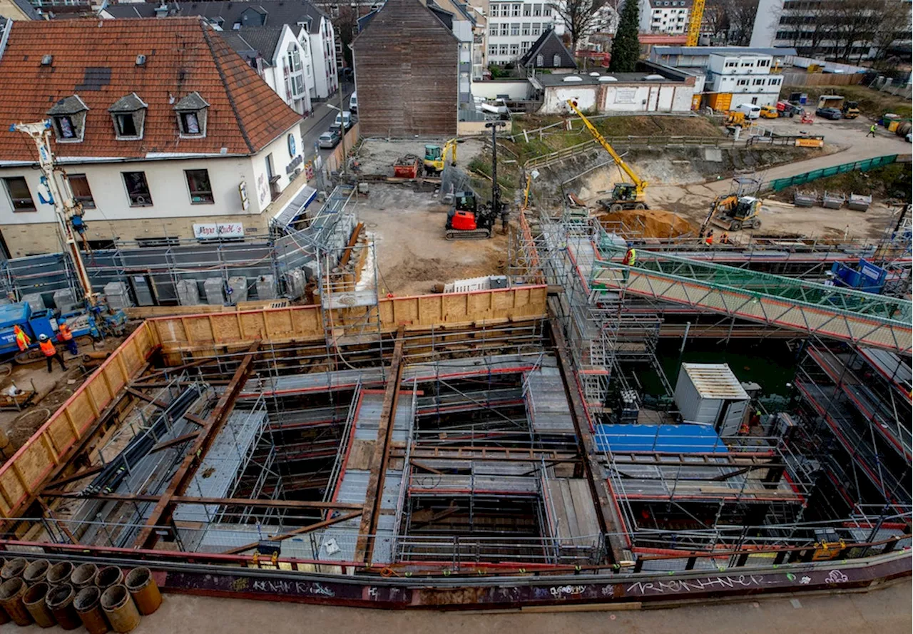 Köln: 170 Ladungen Beton müssen in den Boden gedrückt werden