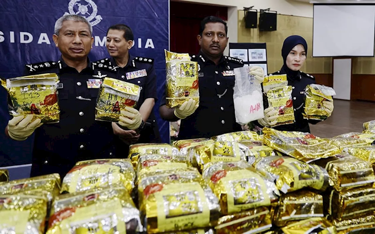 Cops cripple drug trafficking ring, 10 nabbed