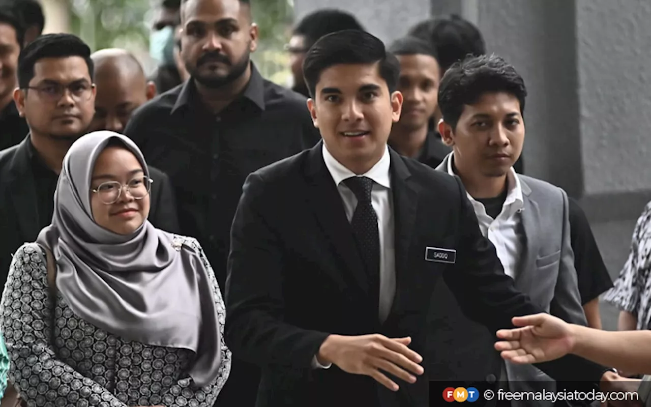 Syed Saddiq arrives at KL High Court for verdict