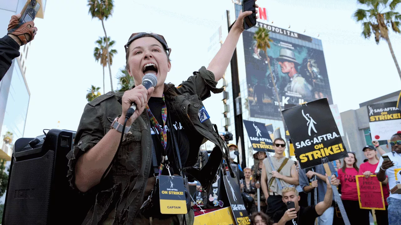 U.S. Labor Unions Make Gains in Hollywood and Las Vegas