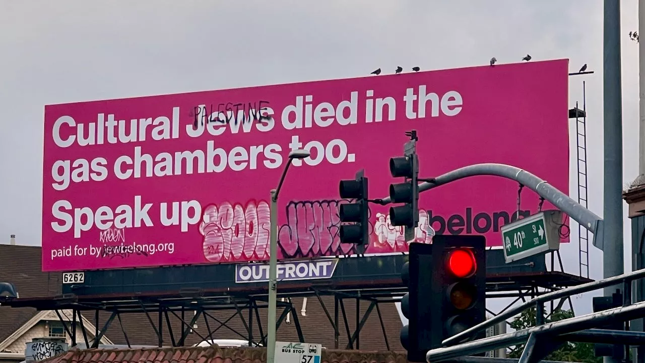 Pro-Jewish billboards vandalized in Oakland