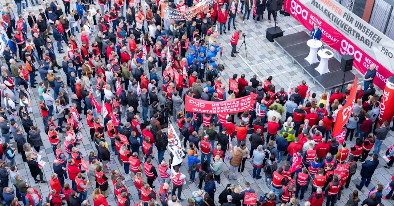 'Kampfbereitschaft hoch': Metaller gehen in Runde Fünf der Lohnverhandlungen