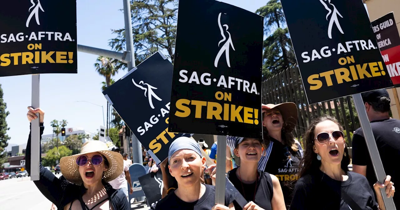 SAG-AFTRA Reaches Tentative Agreement With Studios To End Strike