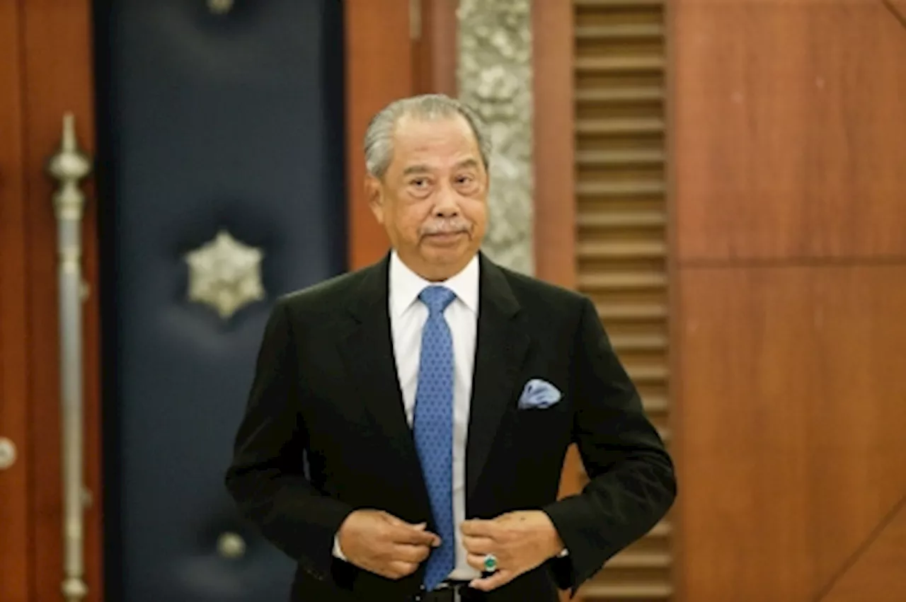 Muhyiddin calls for Bersatu emergency meeting tonight amid growing defections of MPs