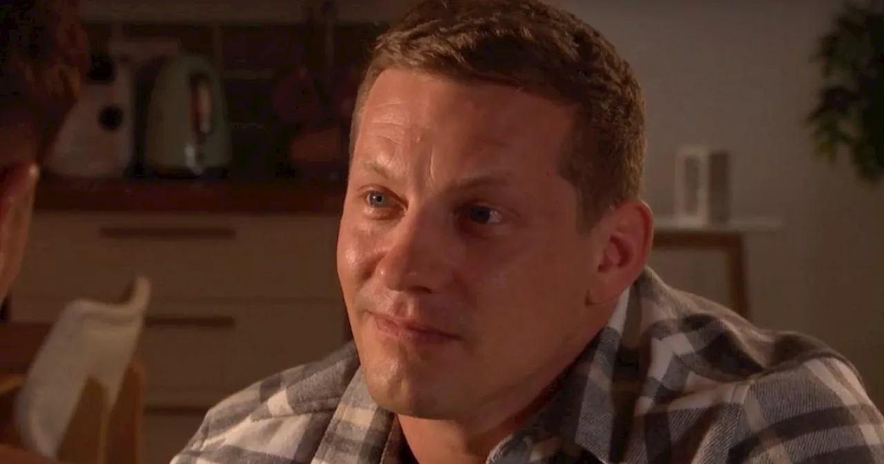 John Paul shares kiss with former flame in surprise Hollyoaks twist