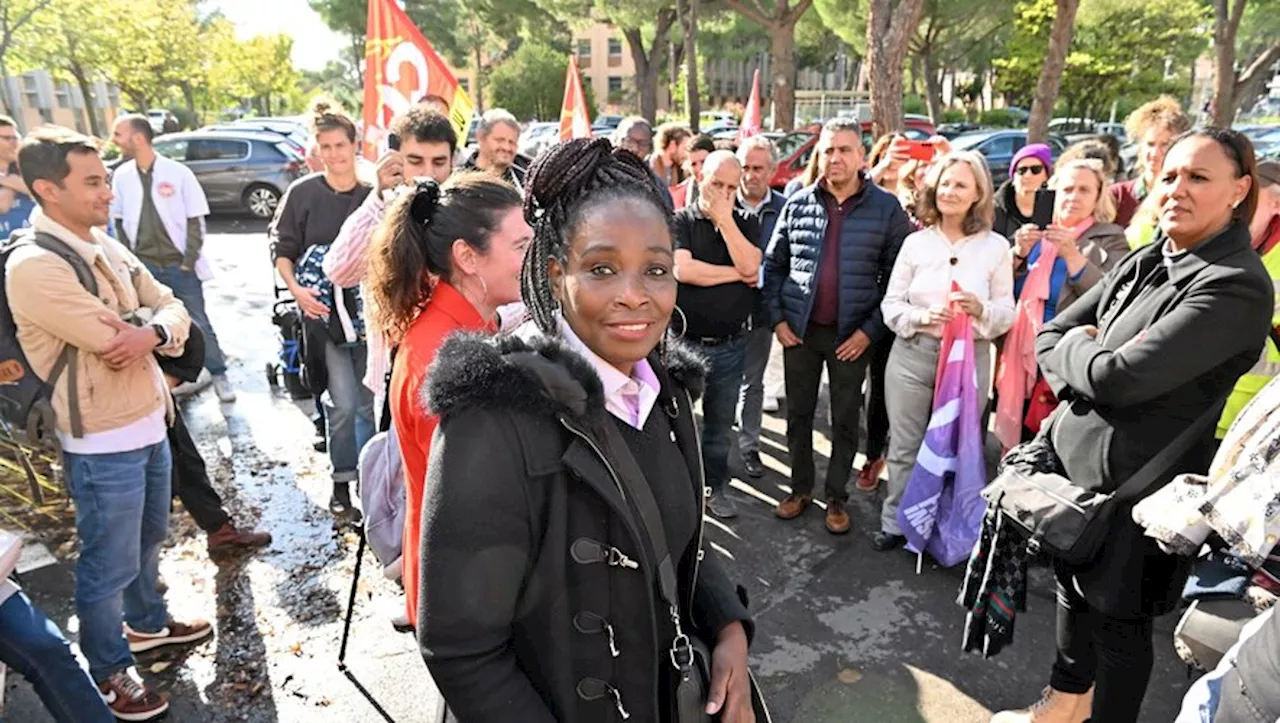 Les députées LFI Rachel Keke et Nathalie Oziol avec les salariés d'Onet Montpellier en grève