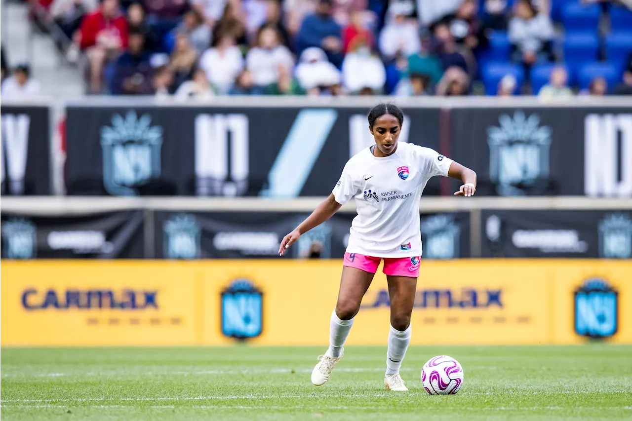 Wave star Naomi Girma bags back-to-back NWSL Defender of the Year honors