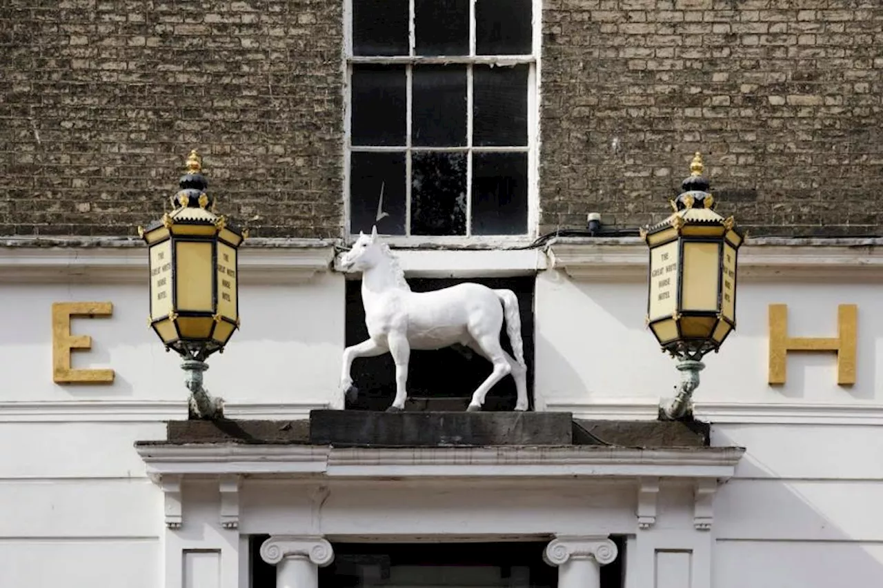 Hotel which hosted British stars and inspired Dickens’ first novel named at risk