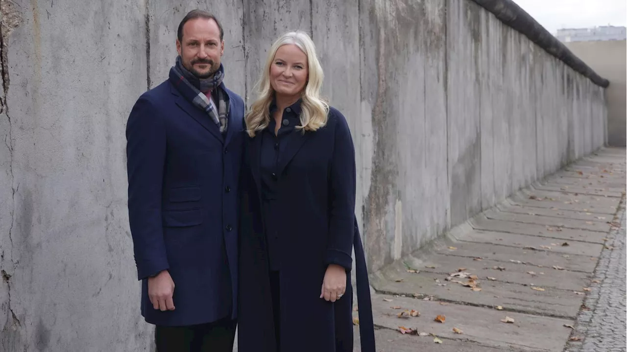 Norwegisches Kronprinzenpaar: Haakon und Mette-Marit wiedervereint in Berlin