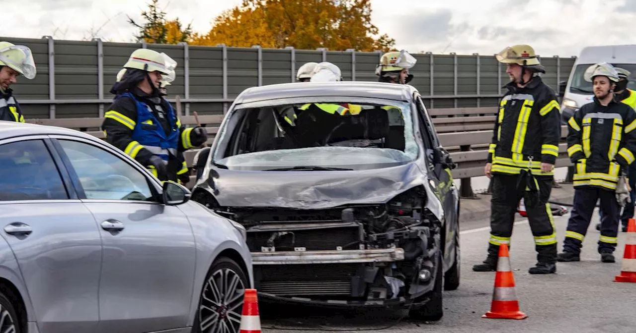 Ein Verletzter bei Unfall auf A620 bei Wadgassen