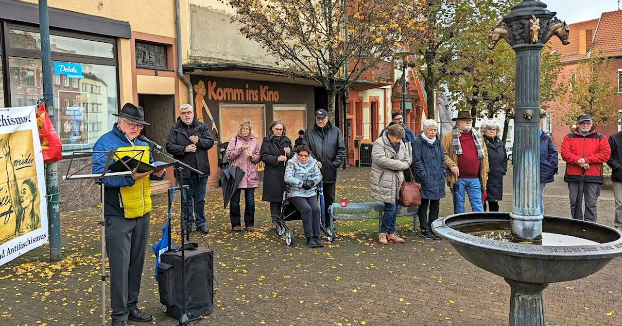 Neunkirchen: Mann bricht zusammen auf Gedenkfeier zur Pogromnacht