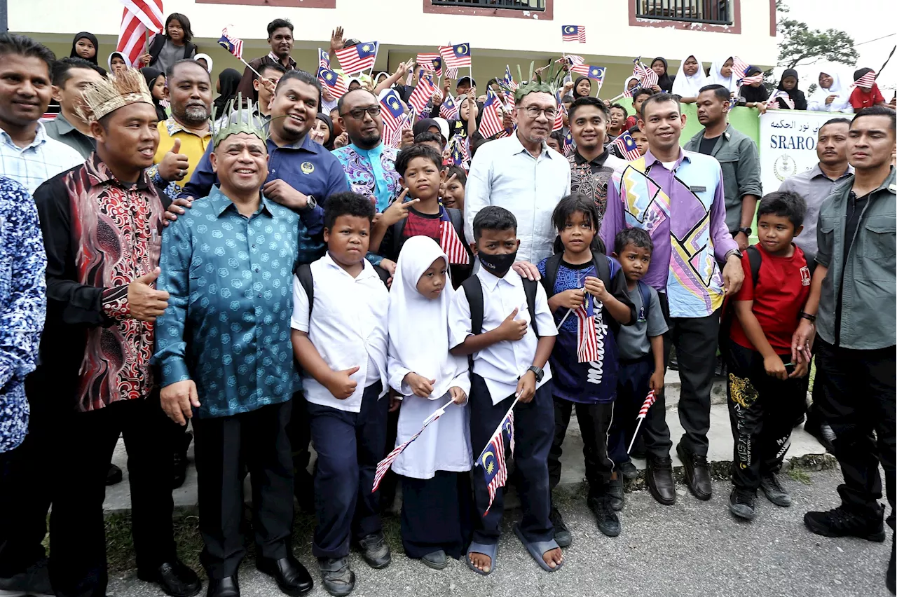 Internet Starlink di kampung Orang Asli