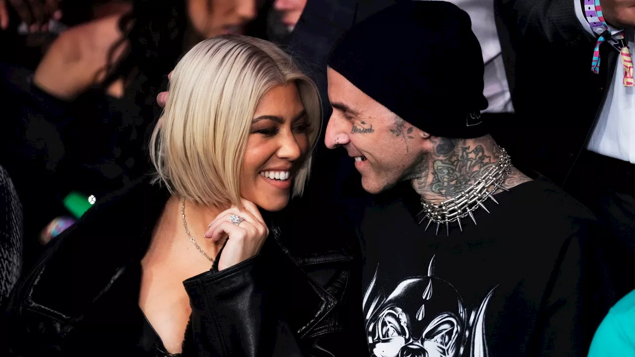 Kourtney Kardashian et Travis Barker accueillent leur premier enfant ensemble