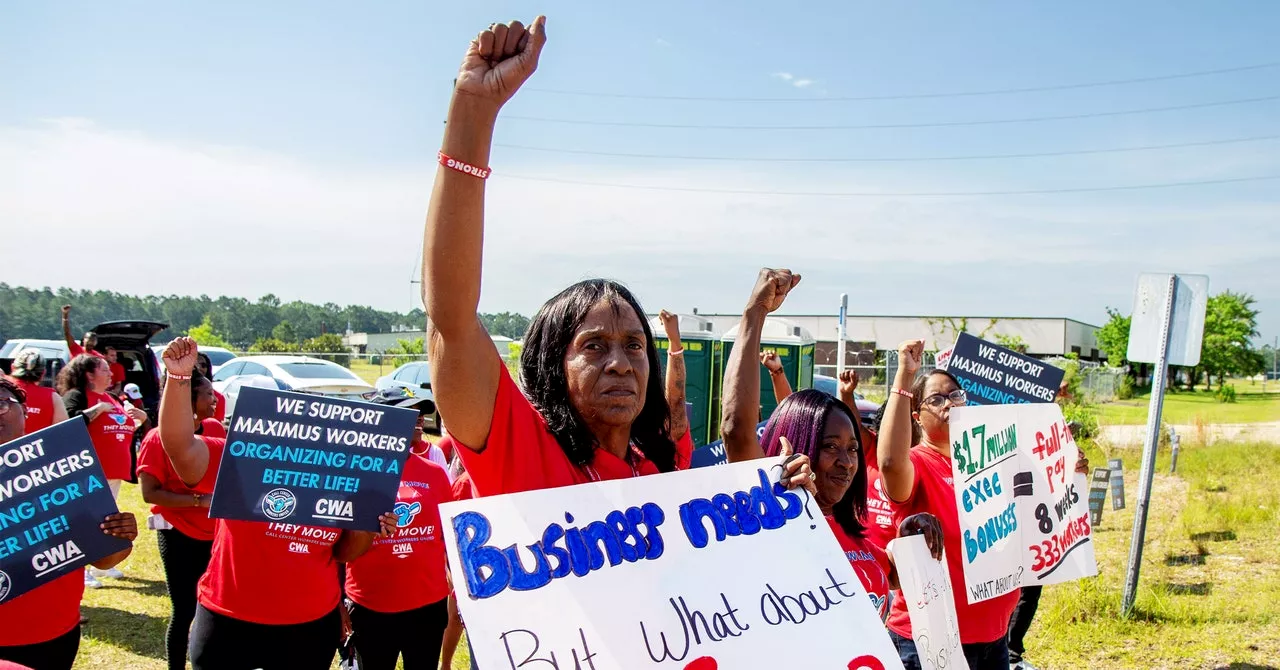 Call Center Workers Face Demanding Work Conditions During Open Enrollment